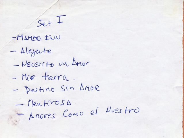 A set list from unknown band at salsa club - my guess: Danilo